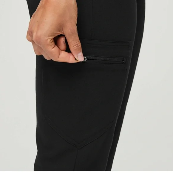 NWOT Figs Women's Zamora Black Technical Collection Pant Size: XS - Picture 6 of 13
